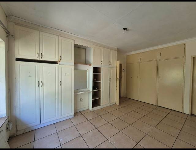 3 BEDROOM FREESTANDING FOR SALE IN ELANDSRAND